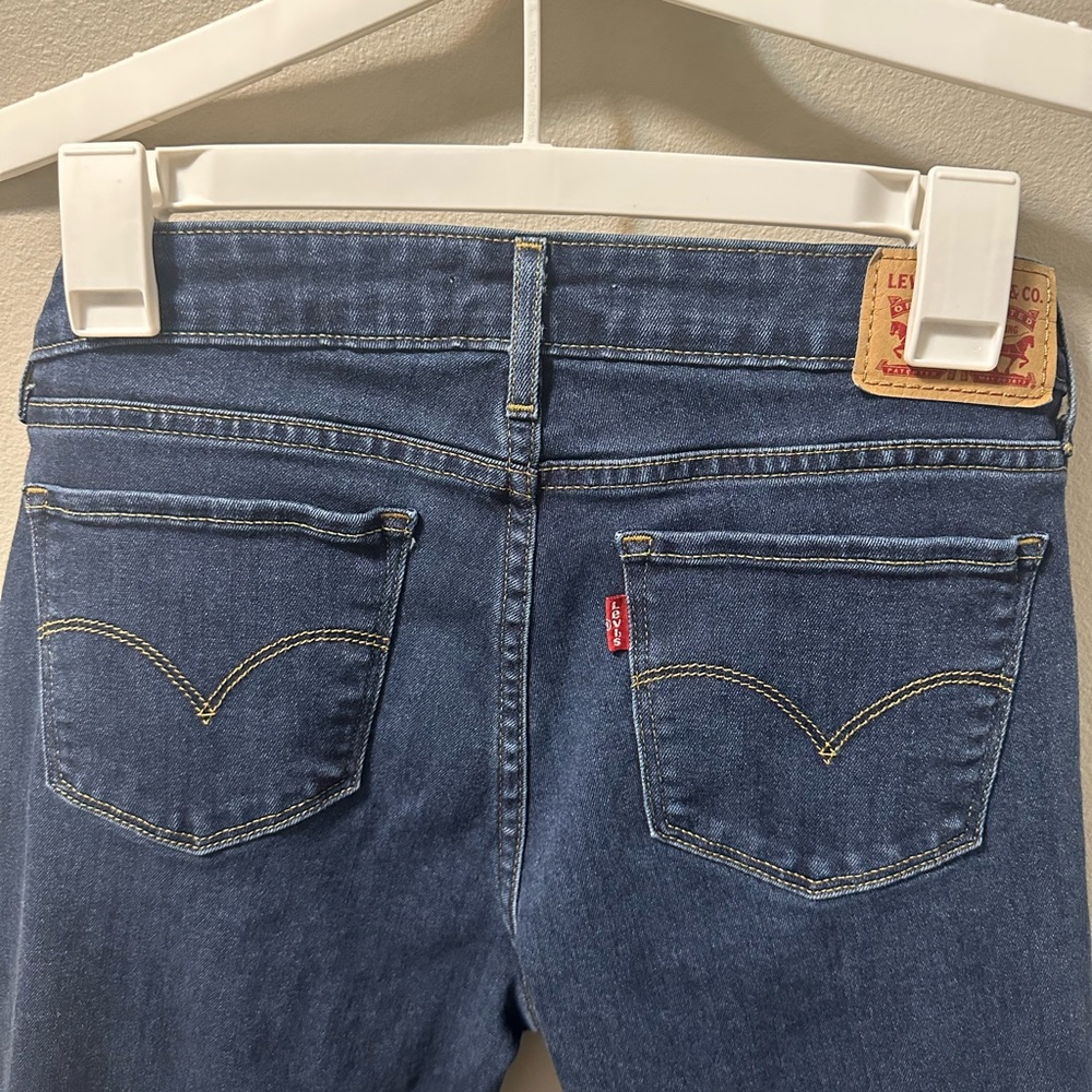 Levi’s 711 Skinny